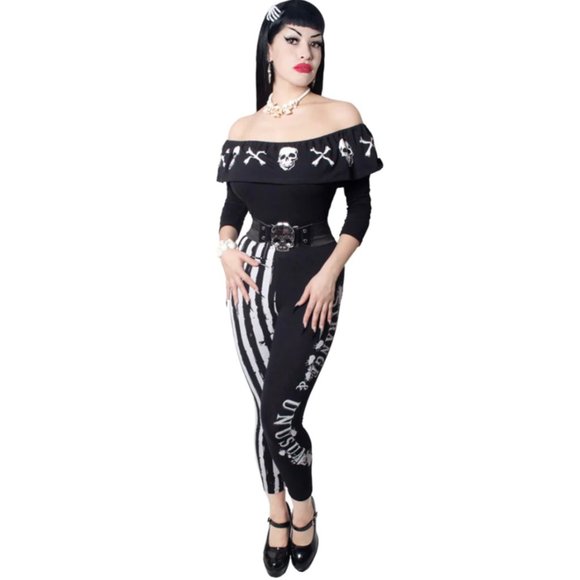 Black & White Skull n Crossbones Striped Ruffle Top S-M-L-XL-2XL-3XL NWT - Picture 4 of 5